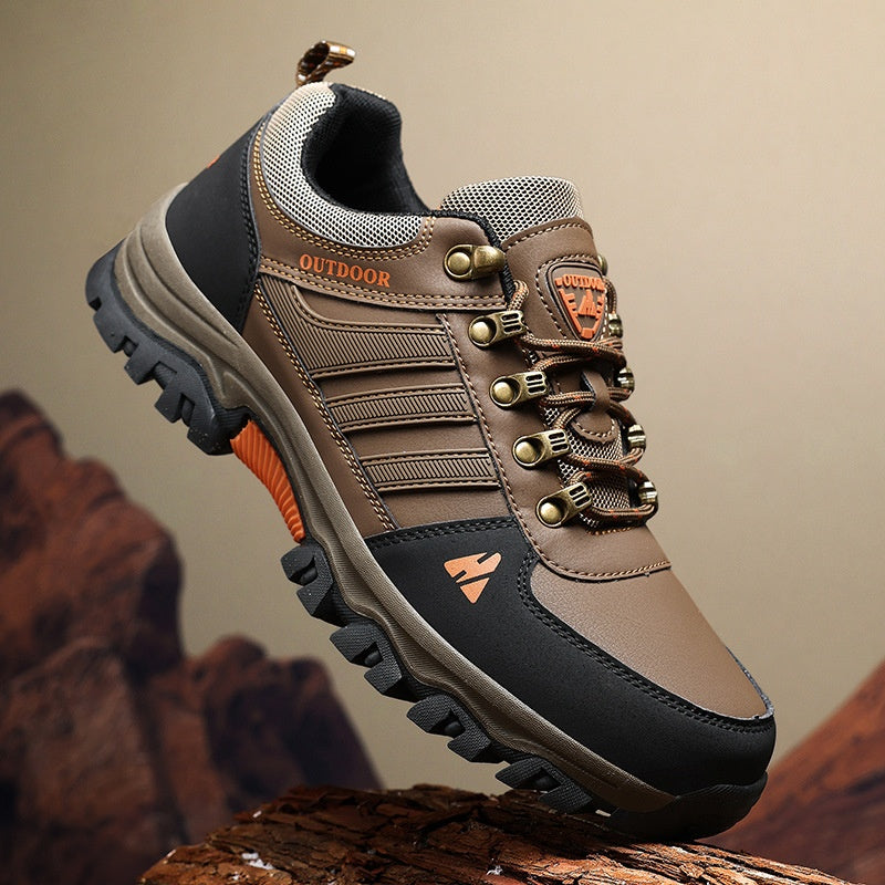 Men’s Low-Top Hiking Shoes
