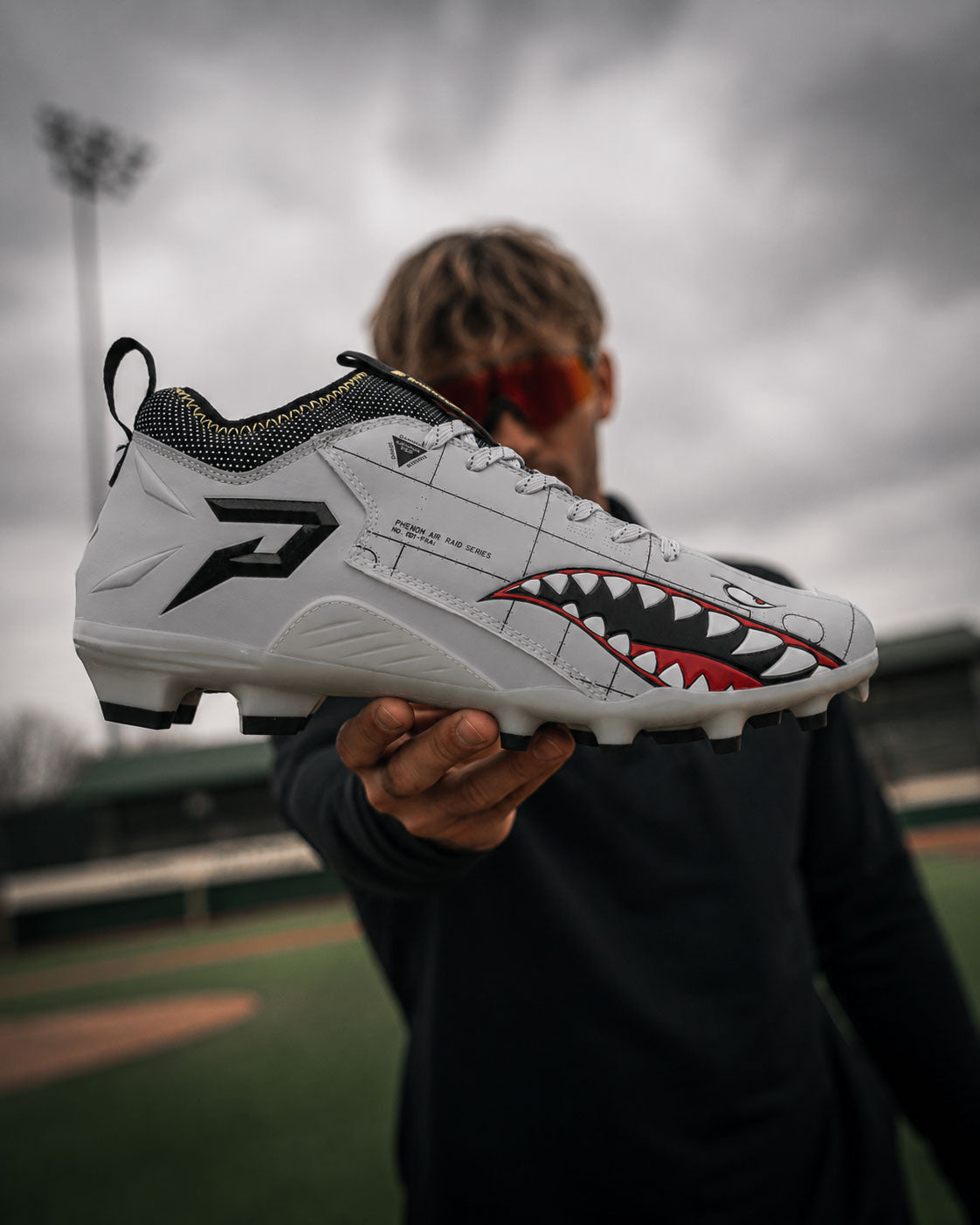 Phenom Elite Warhawk Quantum Speed 2.0 Cleats